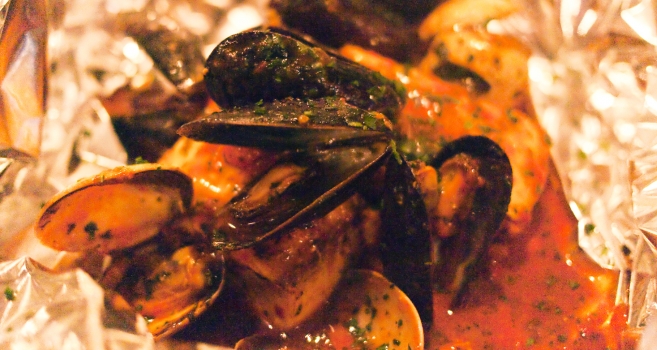 Mussel and clam soup - Sardinian recipe
